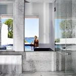 Grace Mykonos Hotel